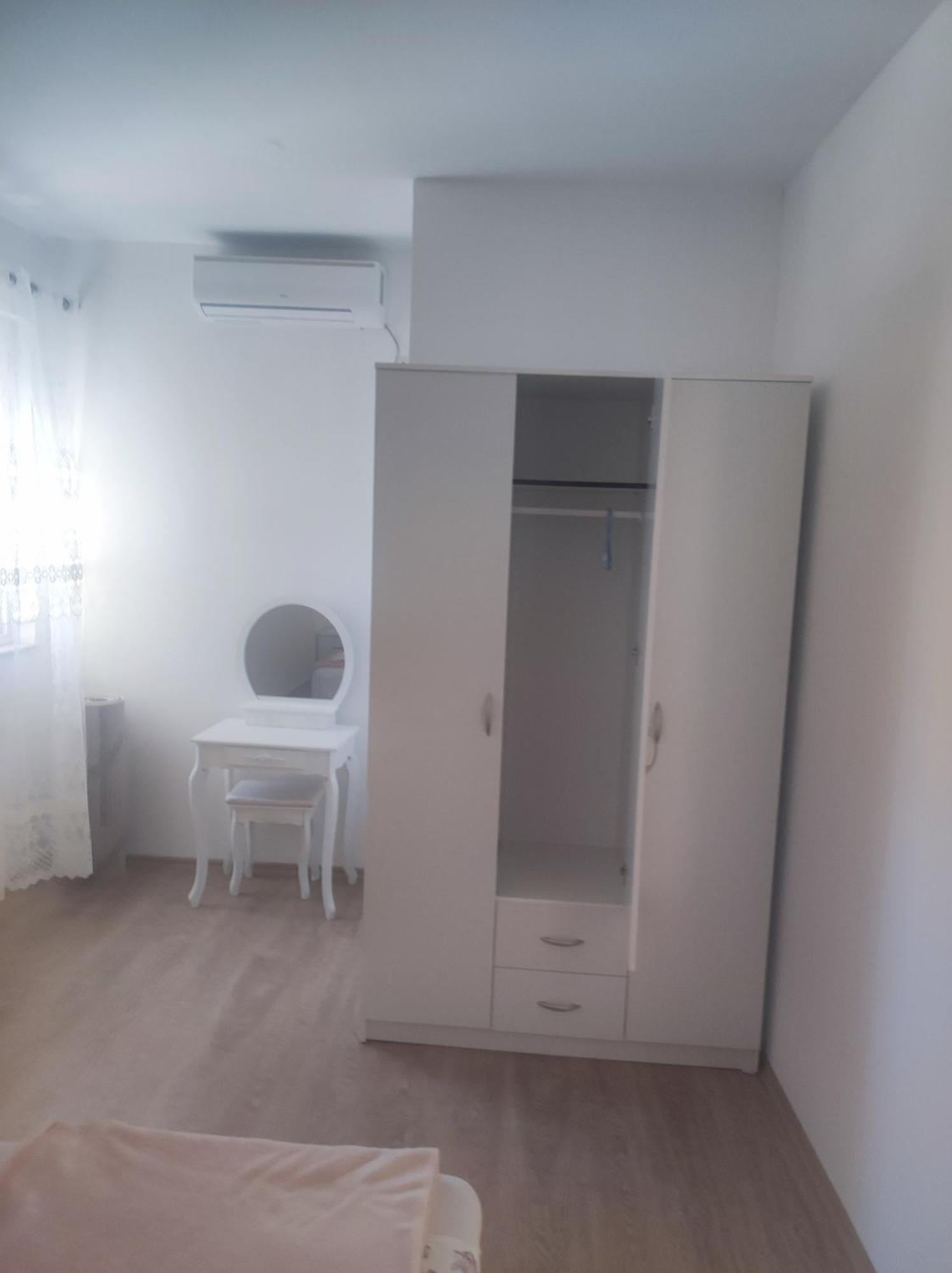 Tahiri Bellevue Apartments Ούλτσιν Εξωτερικό φωτογραφία